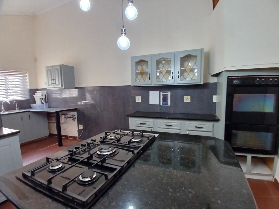 To Let 4 Bedroom Property for Rent in Schoemansville North West